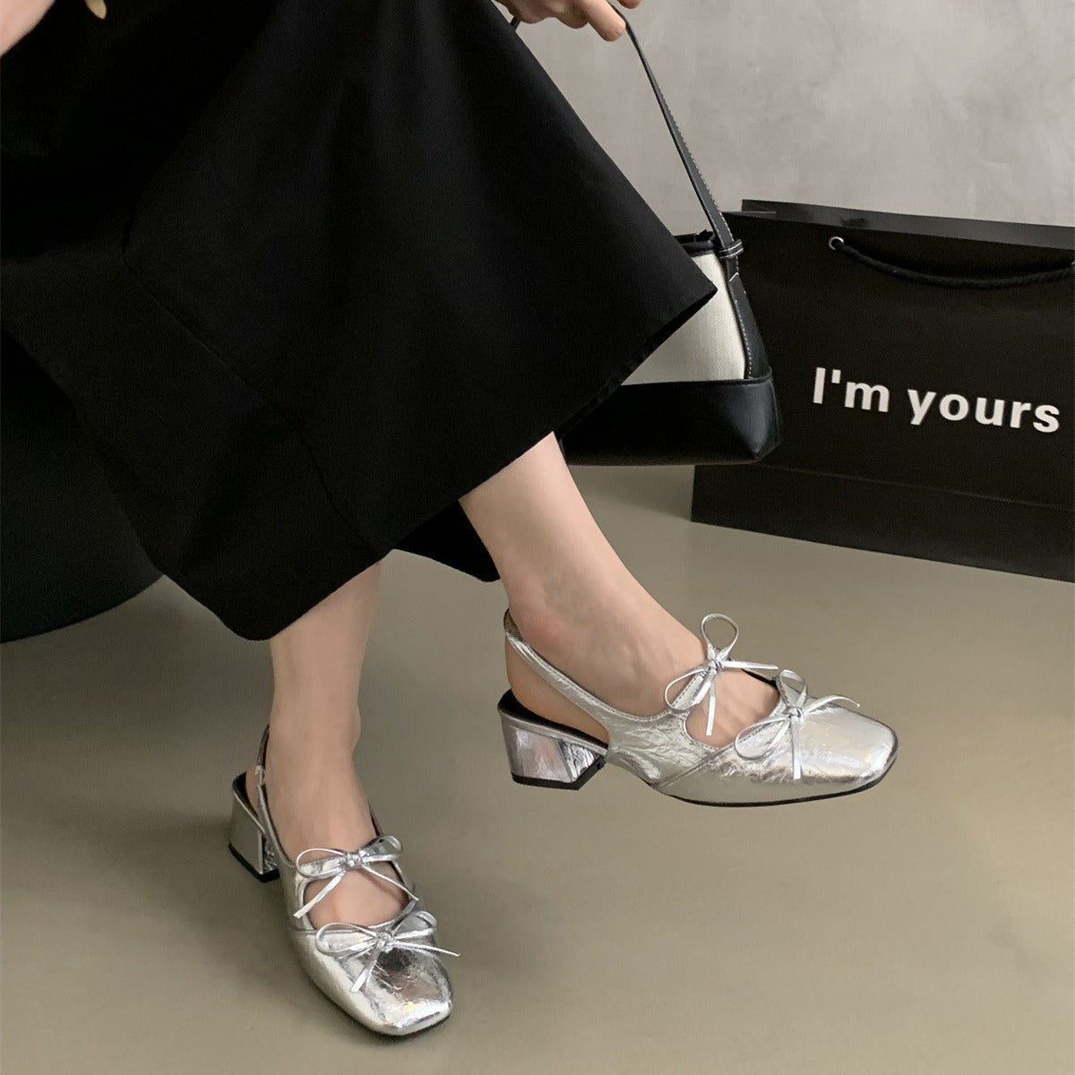 Closed-Toe Sandals for Women Summer New French Style Beautiful Fairy Style Evening Chunky Heel silver Single Shoes Elegant High Heels