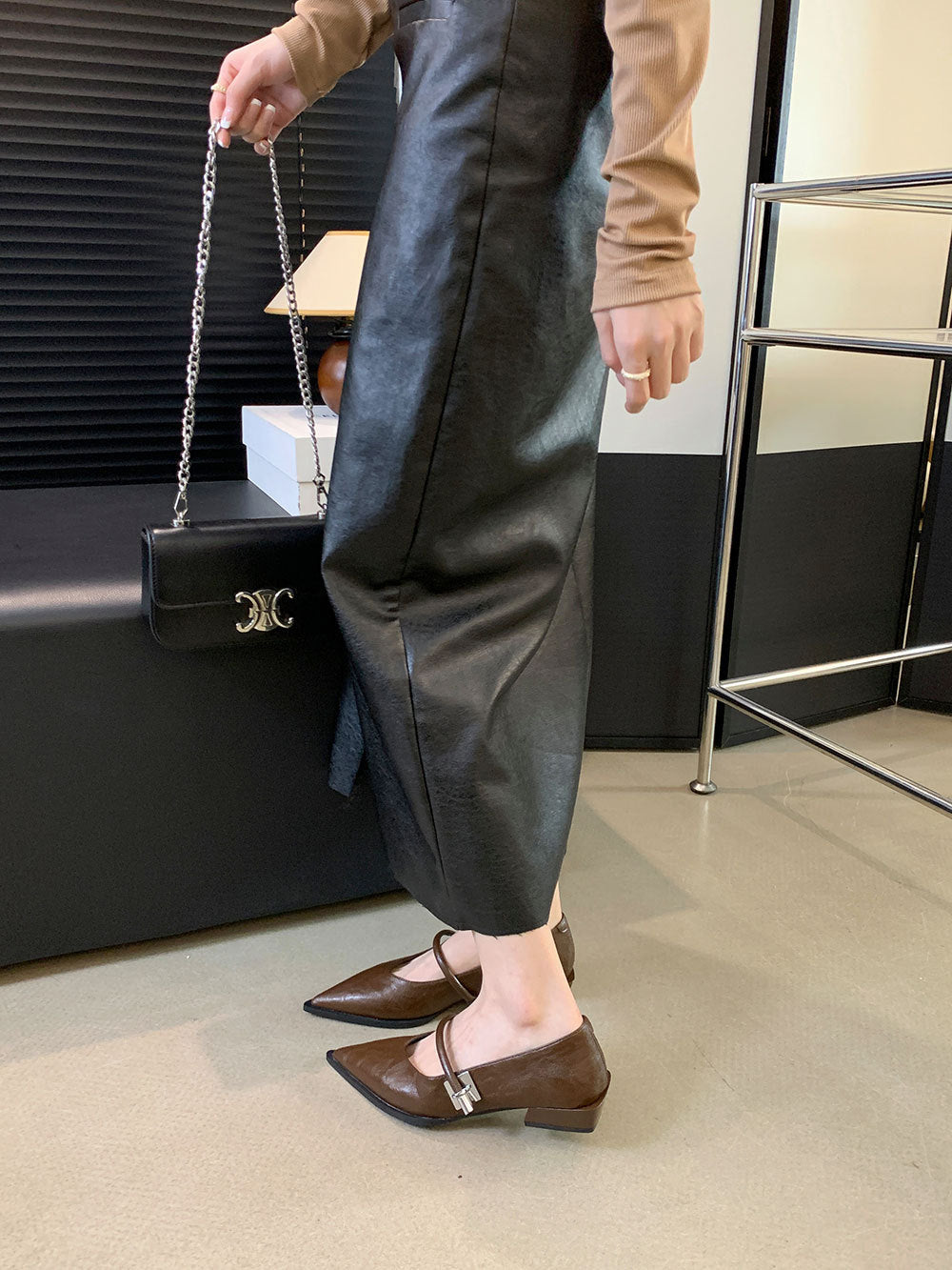 French Low Heel Shoes Small Fragrance Style Pointed Toe Single Shoes for Women2024Spring and Autumn New Mary Jane Women's Shoes Thick Heels