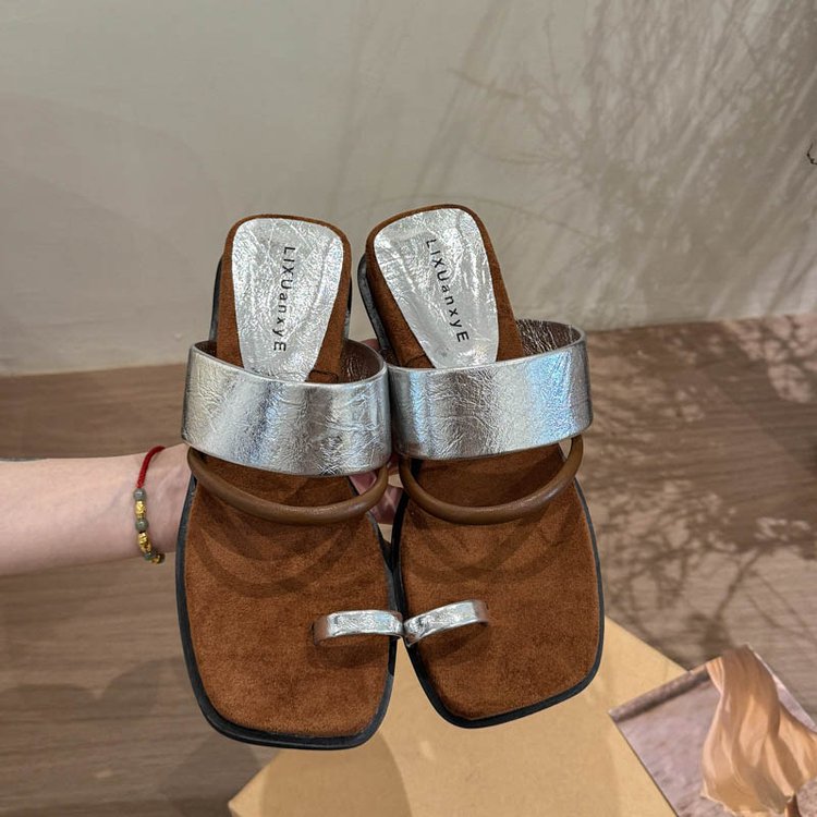 Rubber PU Medium Heel Flat Toe Slippers