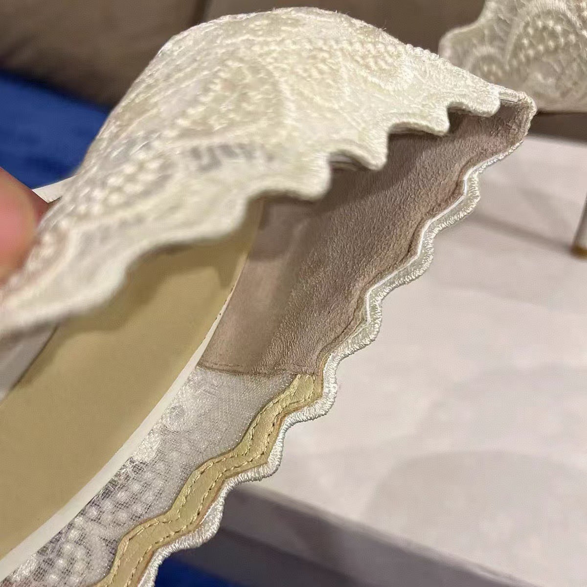 2025Spring and Autumn Lace White Single Shoes Wedding Bride Shoes Women Pointed Toe Thin Heel Hollow Embroidery Mesh High Heels