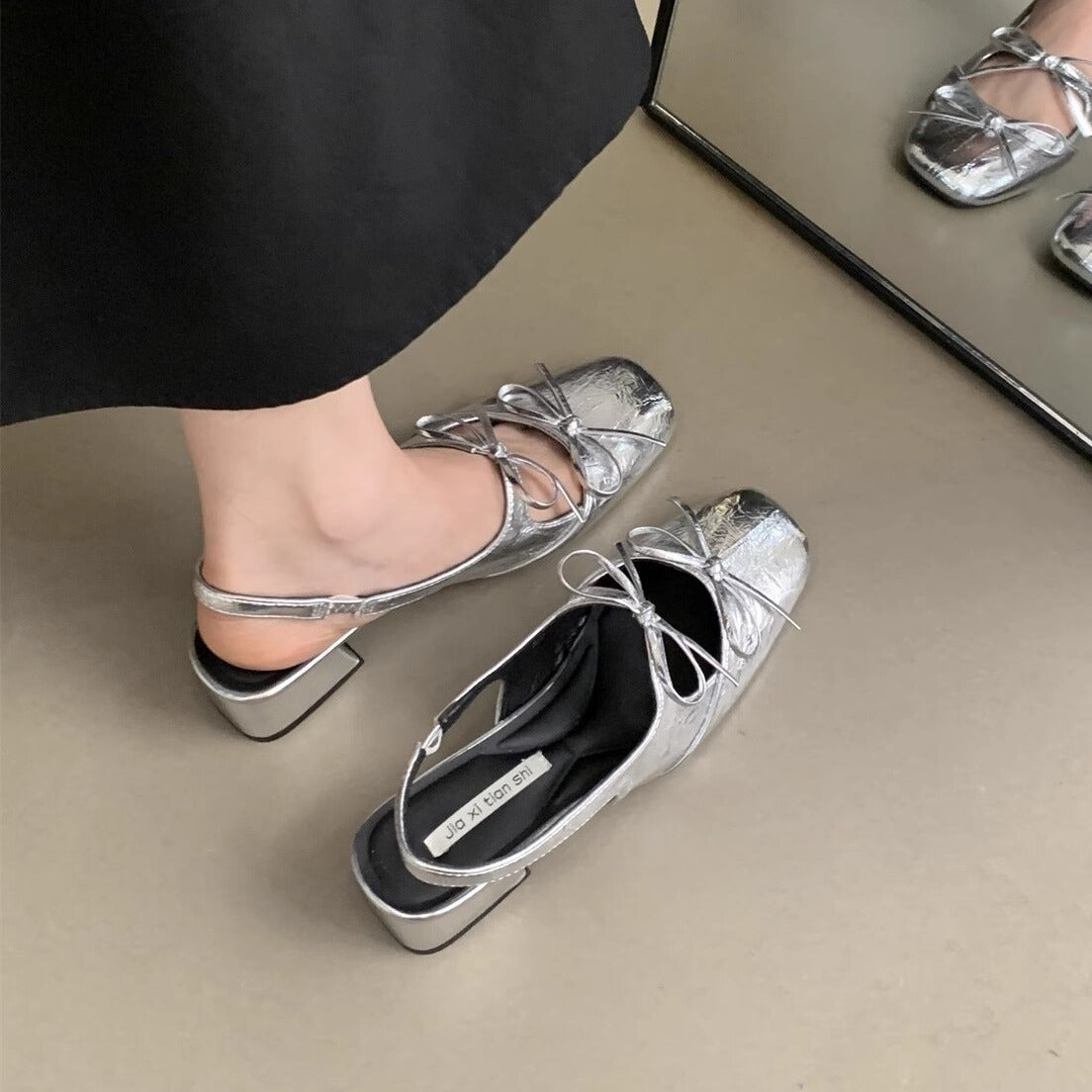 Closed-Toe Sandals for Women Summer New French Style Beautiful Fairy Style Evening Chunky Heel silver Single Shoes Elegant High Heels