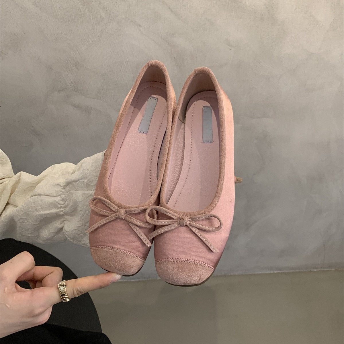 Round Toe Shallow Mouth Single Shoes for Women, Spring and Autumn New Soft Leather Ballet Fairy Style Gentle Slip-On Soft Flat Loafers