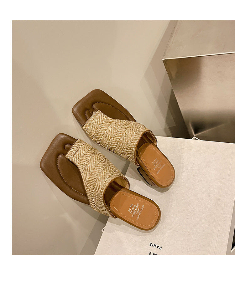French Retro Vacation Style Woven Toe Clip Sandals for Women Summer Niche Design Chunky Heel Sandals