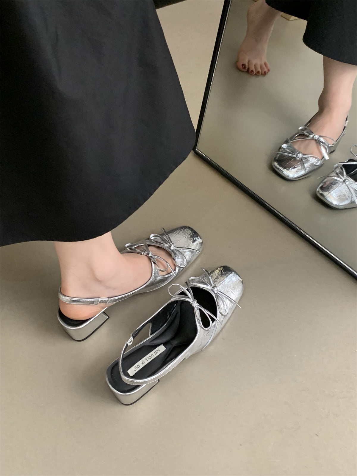 Closed-Toe Sandals for Women Summer New French Style Beautiful Fairy Style Evening Chunky Heel silver Single Shoes Elegant High Heels