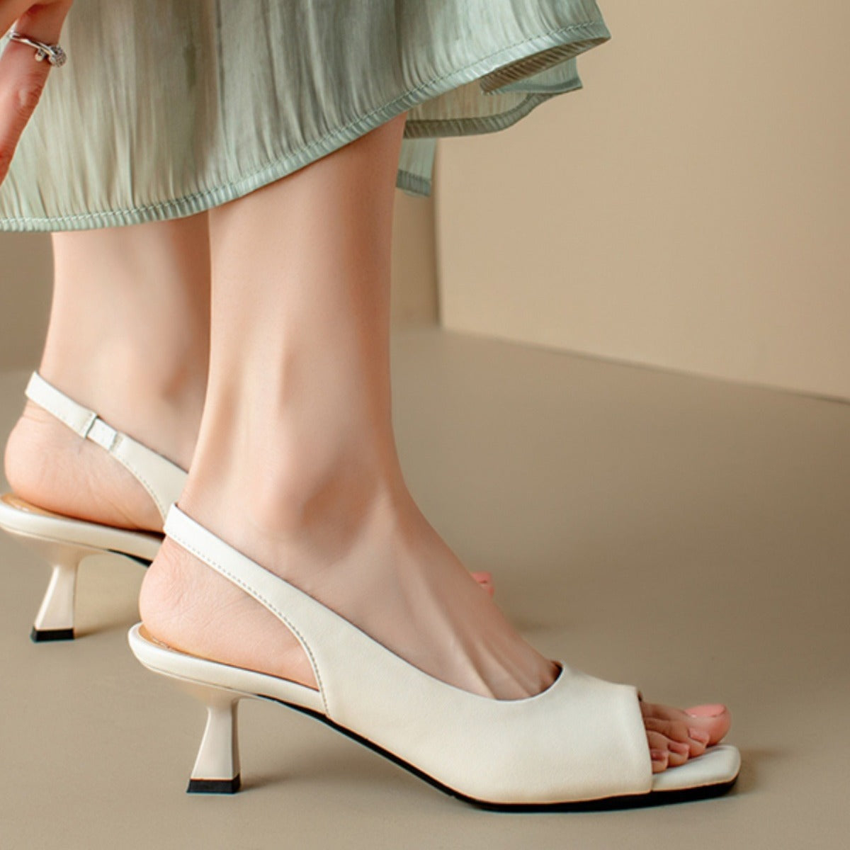French Style Simple Open Back Peep Toe High Heels Elegant Slim Mid Heel Stiletto Sandals for Women Summer2024New