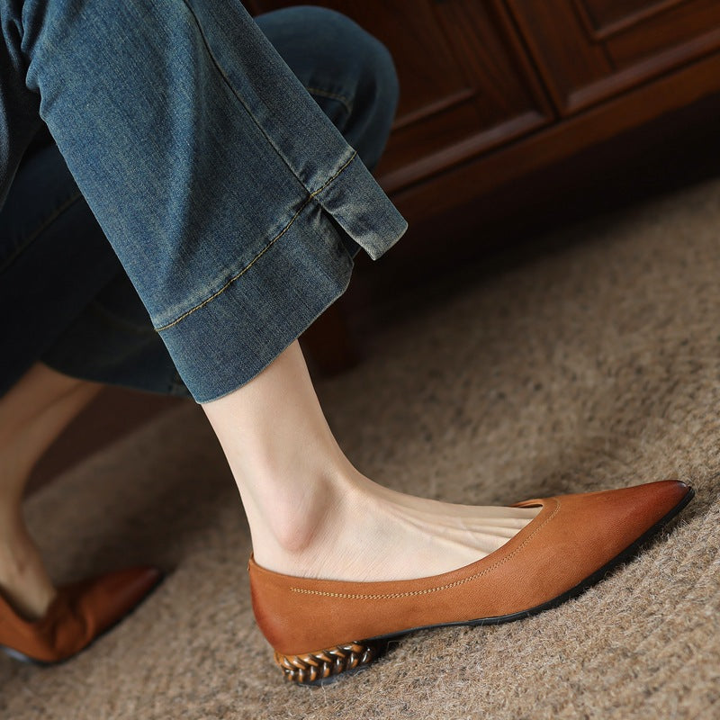 French Retro Color-Washed Pointed Toe Shallow Mouth Women's Shoes2023Spring new style comfortable soft leather thick heel low heel shoes