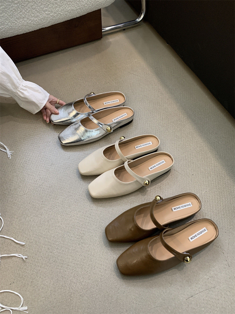 Flat Closed-Toe Half Slippers for Women Soft Sole2025French-style Sandals for Outdoor Wear, Super Popular Evening Breeze Niche Single Shoes