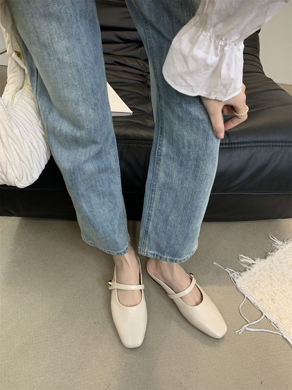Flat Closed-Toe Half Slippers for Women Soft Sole2025French-style Sandals for Outdoor Wear, Super Popular Evening Breeze Niche Single Shoes