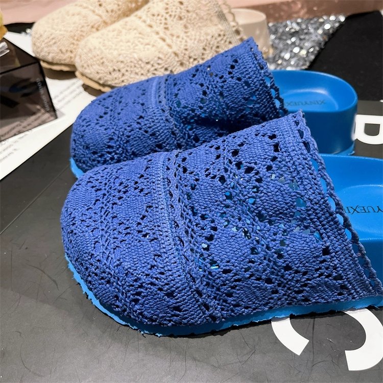 Rubber Mesh Slippers Closed-Toe Platform Sole High Heels(6-8cm)