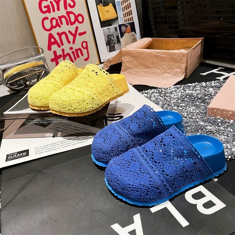 Rubber Mesh Slippers Closed-Toe Platform Sole High Heels(6-8cm)