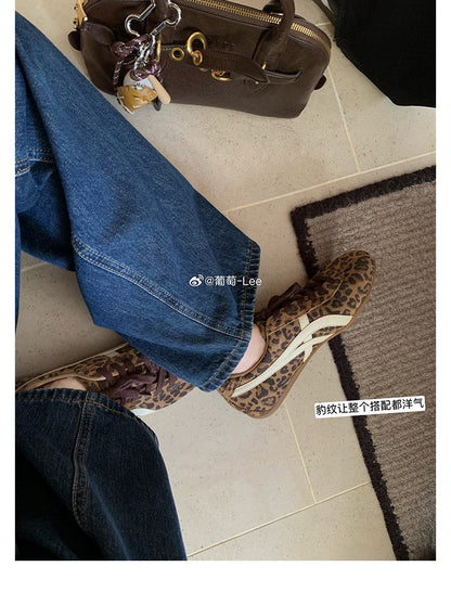 2025Women's Autumn Lace-Up Low-Top Sneakers（Upper Height Less10cm)Rubber