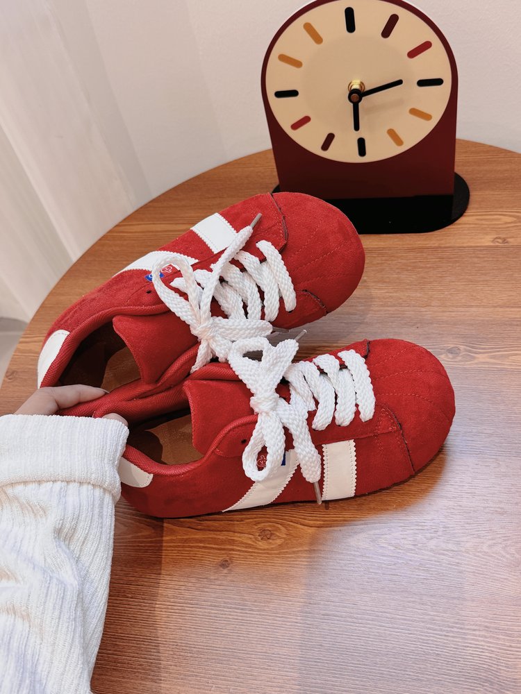 2025Winter Sports Shoes Low Top（Upper Height Less10cm)Lace-up Women's Rubber