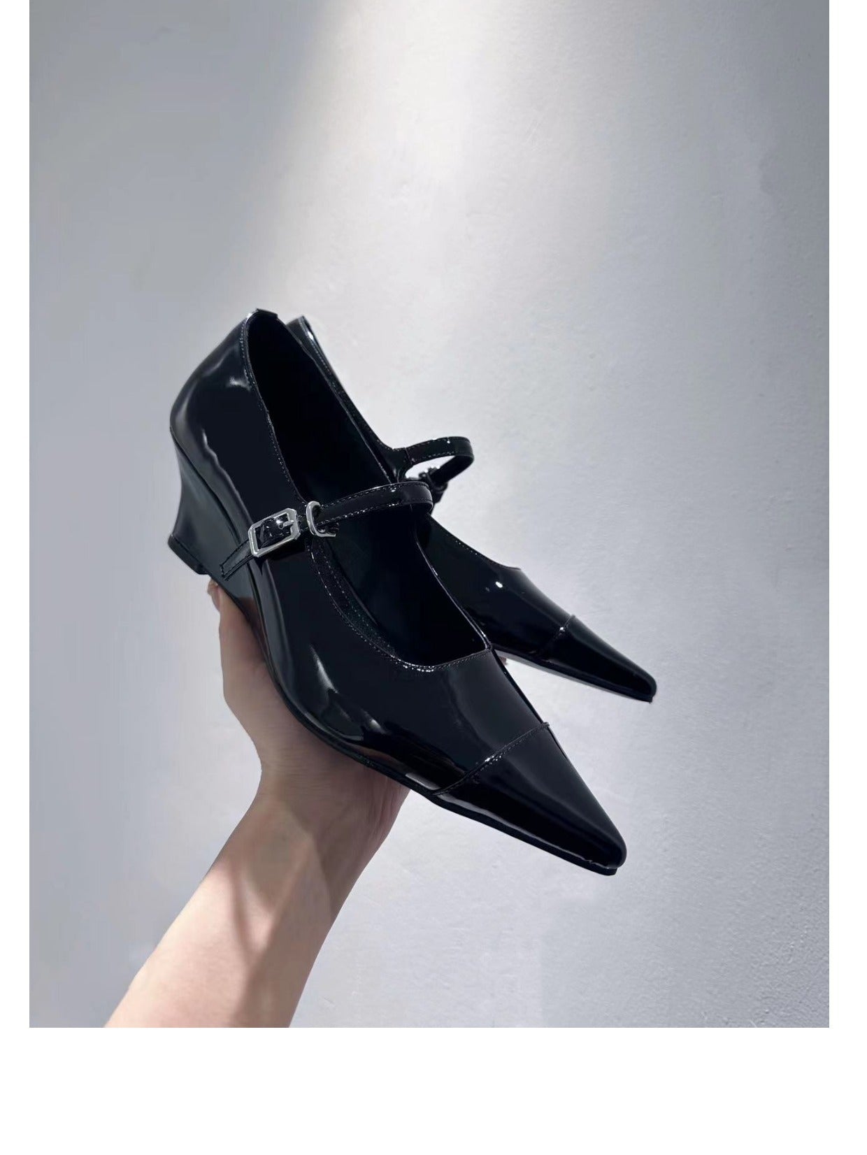 Yi Mengling Same Style2023Shoe Fairy Shoes to Match Dress Rich Lady Shoes Wedge White Single Shoes Pointed Toe Maggie Jane