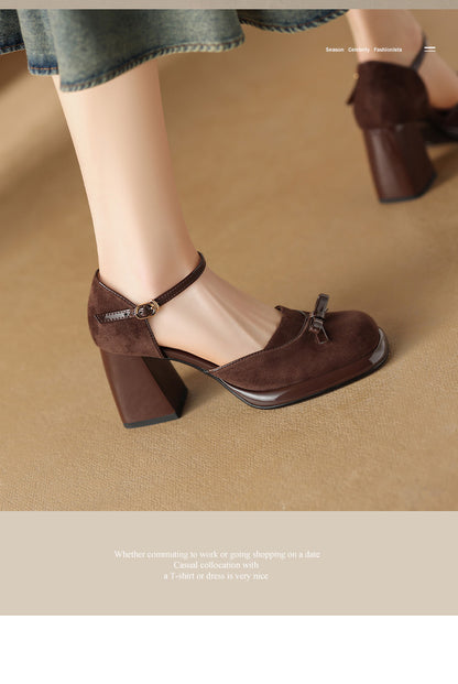 French Retro Elegant Mature Hollow Toe Sandals2024New Year's New Versatile Simple Thick Heel Buckle High Heels