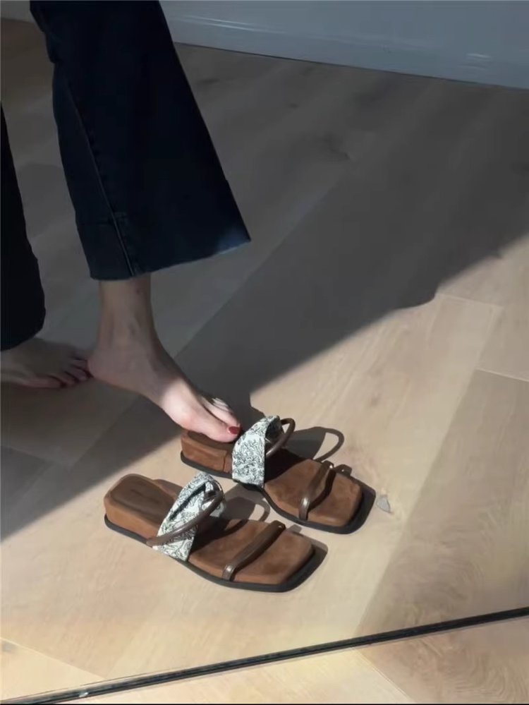 PUT Wedge Rubber Slippers Mid Heel