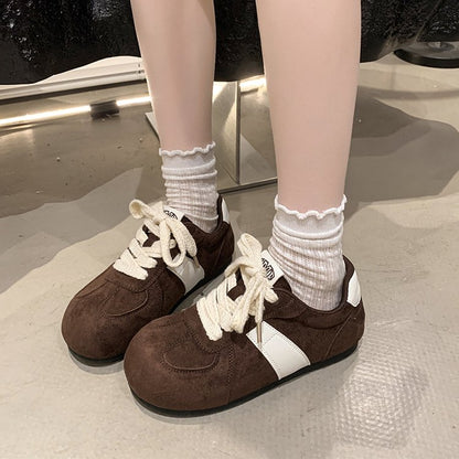 2025Autumn women's rubber sneakers with laces, low-top（Upper Height Less10cm)