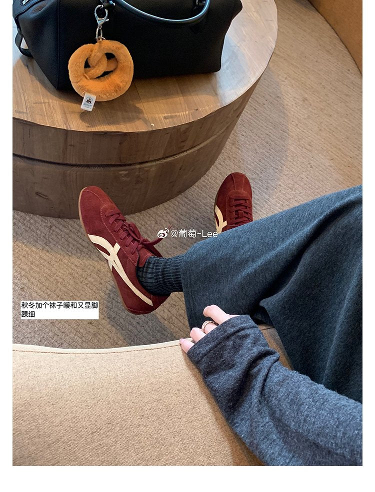 2025Women's Autumn Lace-Up Low-Top Sneakers（Upper Height Less10cm)Rubber