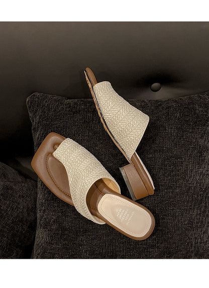 French Retro Vacation Style Woven Toe Clip Sandals for Women Summer Niche Design Chunky Heel Sandals