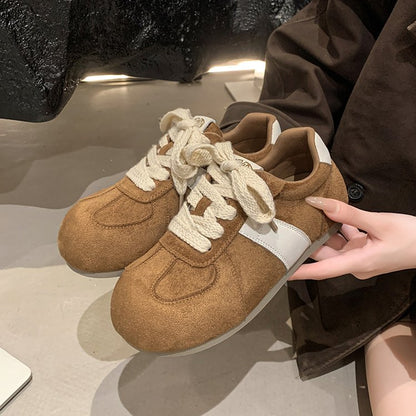 2025Autumn women's rubber sneakers with laces, low-top（Upper Height Less10cm)