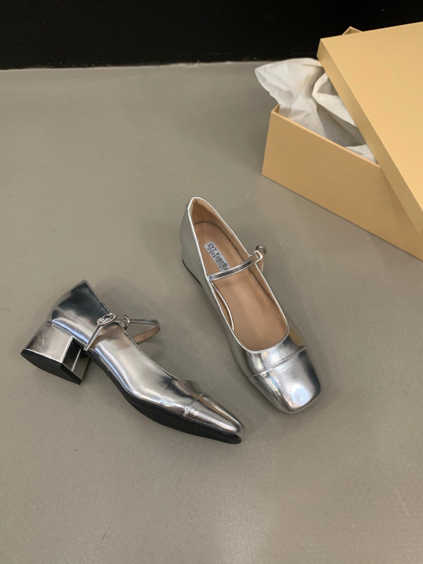 Women's Red Chunky Heel Shoes2023 New Summer Mid-High Heels silver Mary Jane Shoes for Dresses Evening Shoes