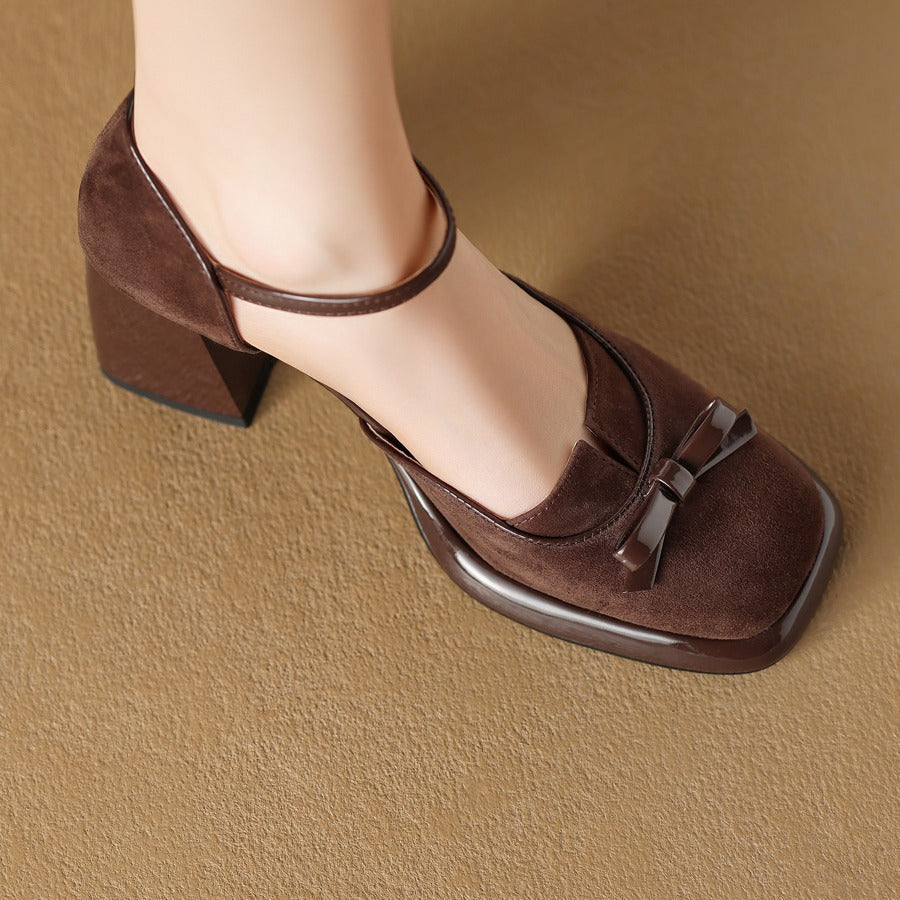 French Retro Elegant Mature Hollow Toe Sandals2024New Year's New Versatile Simple Thick Heel Buckle High Heels
