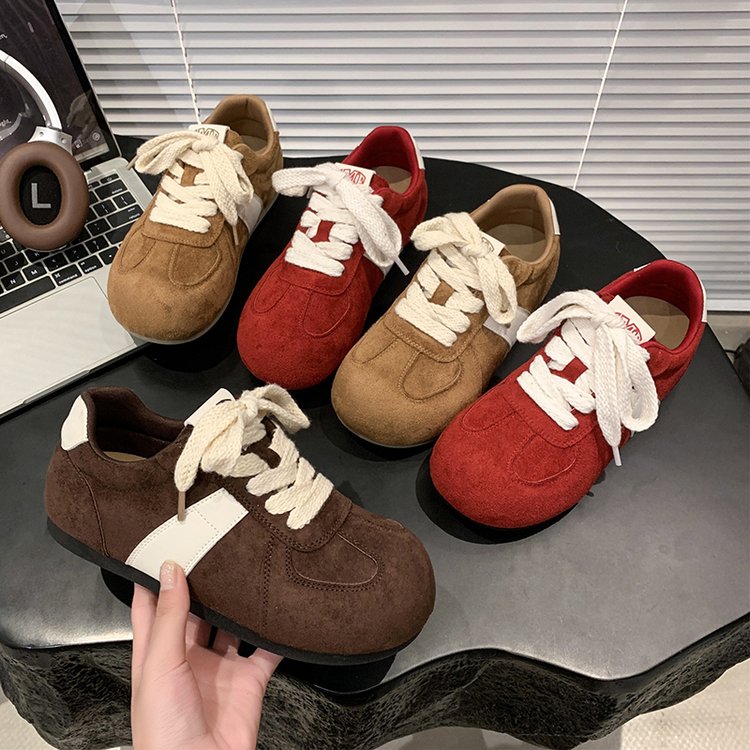 2025Autumn women's rubber sneakers with laces, low-top（Upper Height Less10cm)