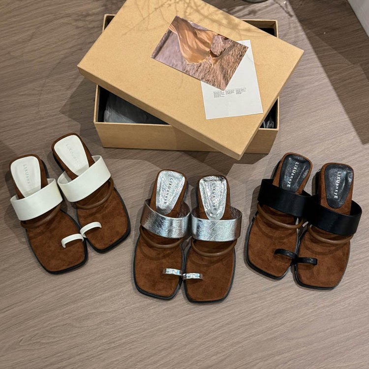Rubber PU Medium Heel Flat Toe Slippers