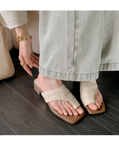 French Retro Vacation Style Woven Toe Clip Sandals for Women Summer Niche Design Chunky Heel Sandals