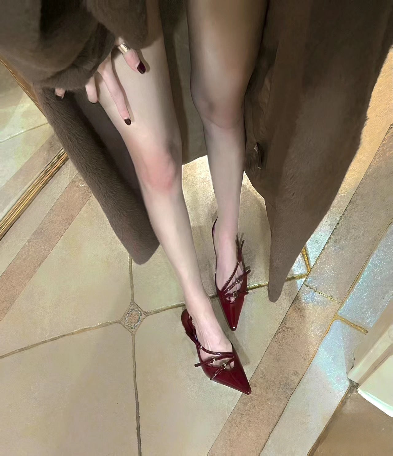 2024New Patent Leather One-Strap Cat Heel Closed-Toe Sandals Sexy Black Silk Pointed Toe Stiletto High Heels for Women