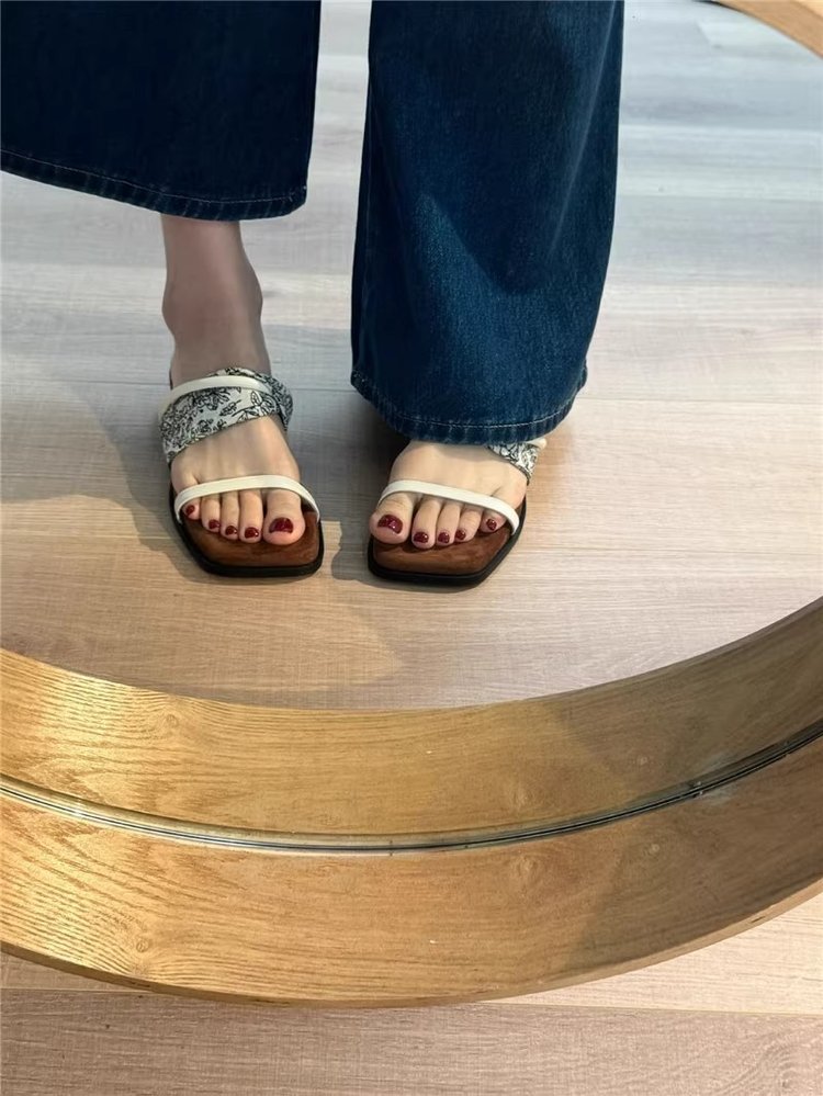 PUT Wedge Rubber Slippers Mid Heel