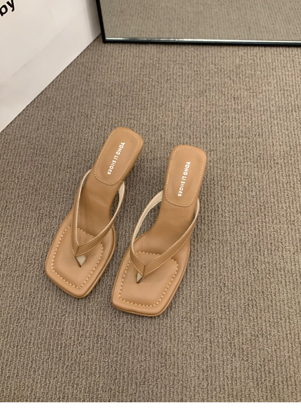 French-style Flip-flops Toe-post Sandals Fairy Shoes for Summer Outdoor Wear2024New simple thong high-heeled sandals