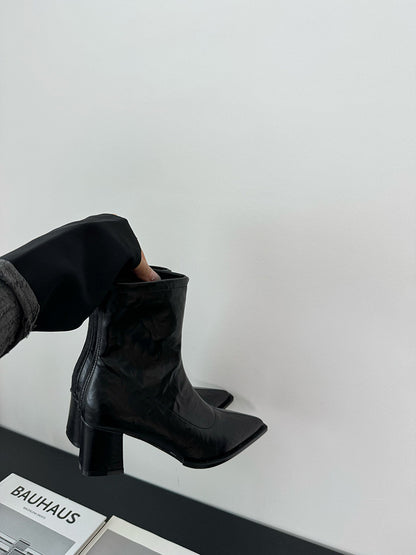 Pointed Toe Short Boots for Women2024New Autumn Winter Women's Boots Niche Slim Boots Design Sense Chunky Heel High Heel Short Boots