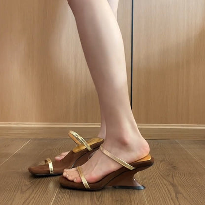 Women's Slippers for Outdoor Wear, Stylish and High-End, Niche gold One-Strap Irregular Heel High Heel Sandals
