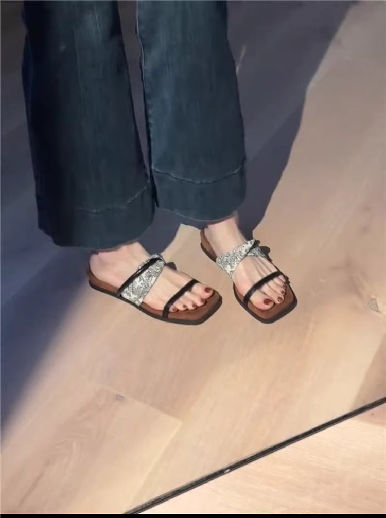 PUT Wedge Rubber Slippers Mid Heel
