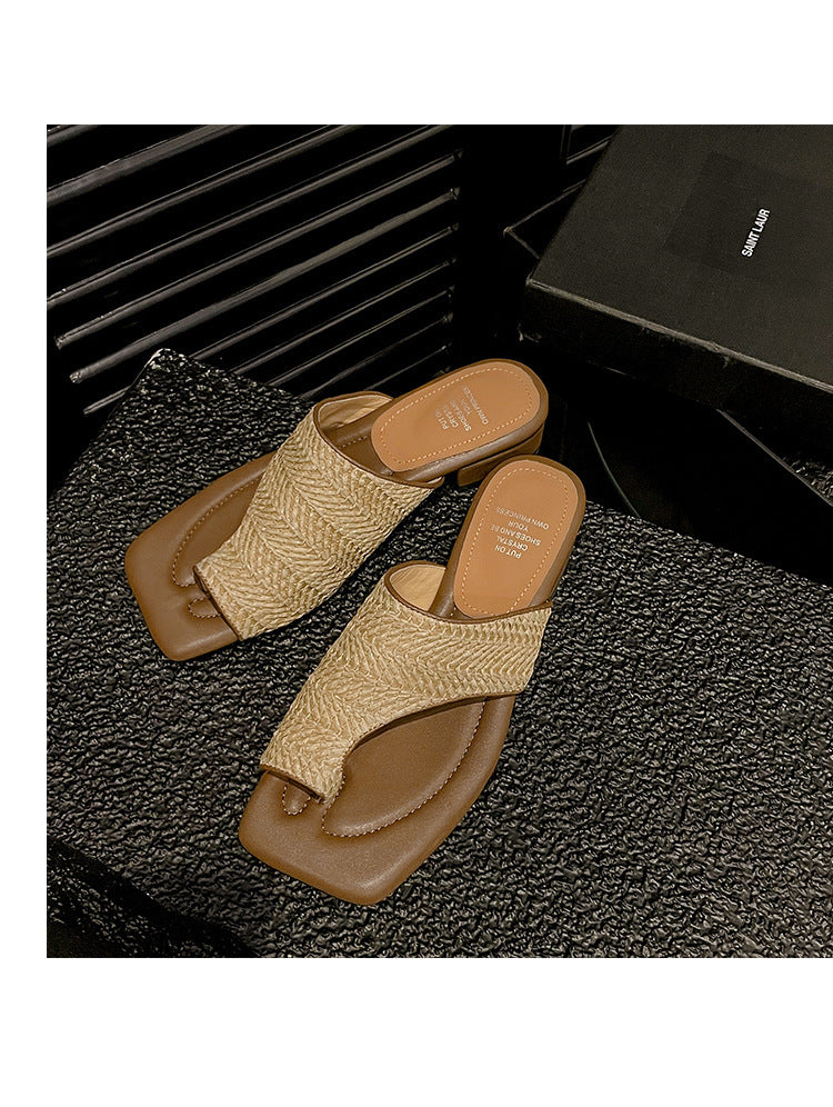 French Retro Vacation Style Woven Toe Clip Sandals for Women Summer Niche Design Chunky Heel Sandals