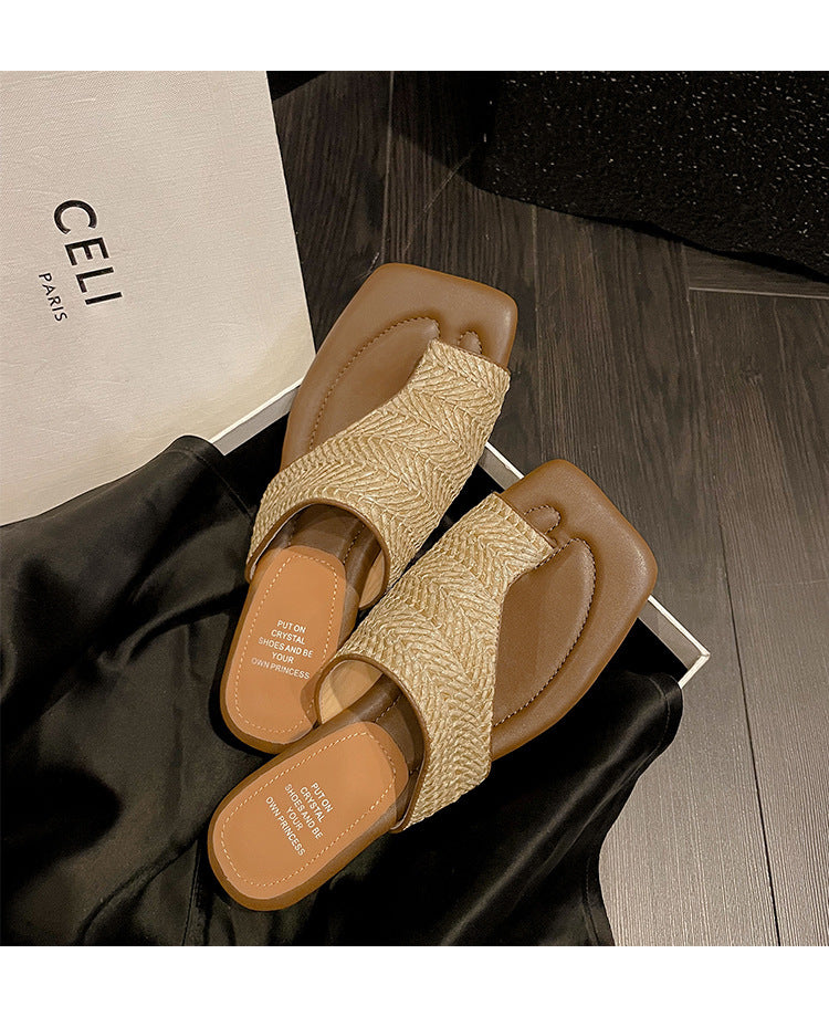 French Retro Vacation Style Woven Toe Clip Sandals for Women Summer Niche Design Chunky Heel Sandals
