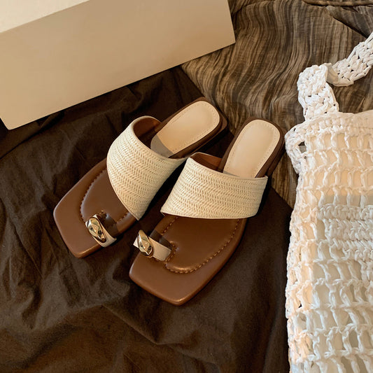 Thick Heel Vacation Style Straw Weave Toe Clip Sandals for Women Summer Outdoor Wear2024New French Style Sandals