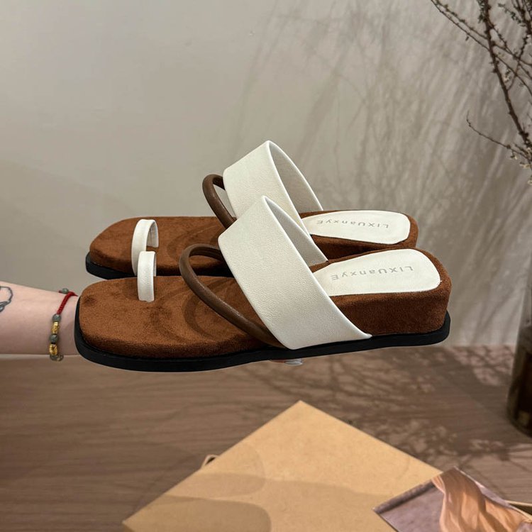 Rubber PU Medium Heel Flat Toe Slippers