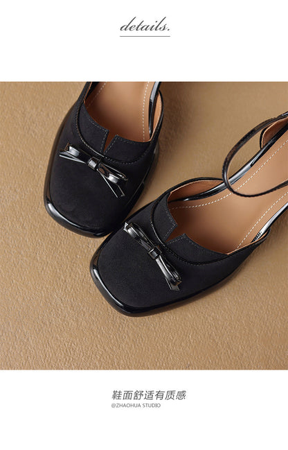 French Retro Elegant Mature Hollow Toe Sandals2024New Year's New Versatile Simple Thick Heel Buckle High Heels