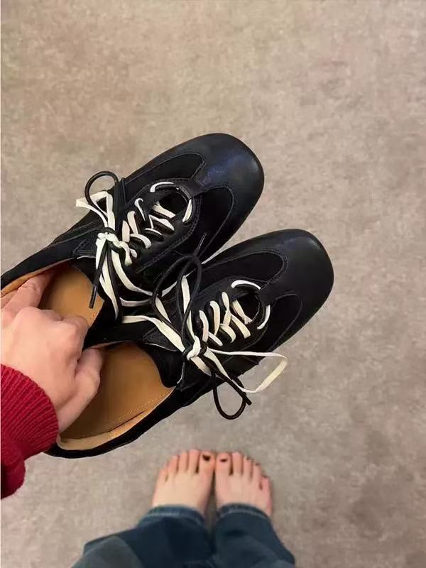 2025Spring and Autumn Retro Black Lace-up Shoes for Women, Height-increasing Casual Sneakers, Trendy Sports Shoes