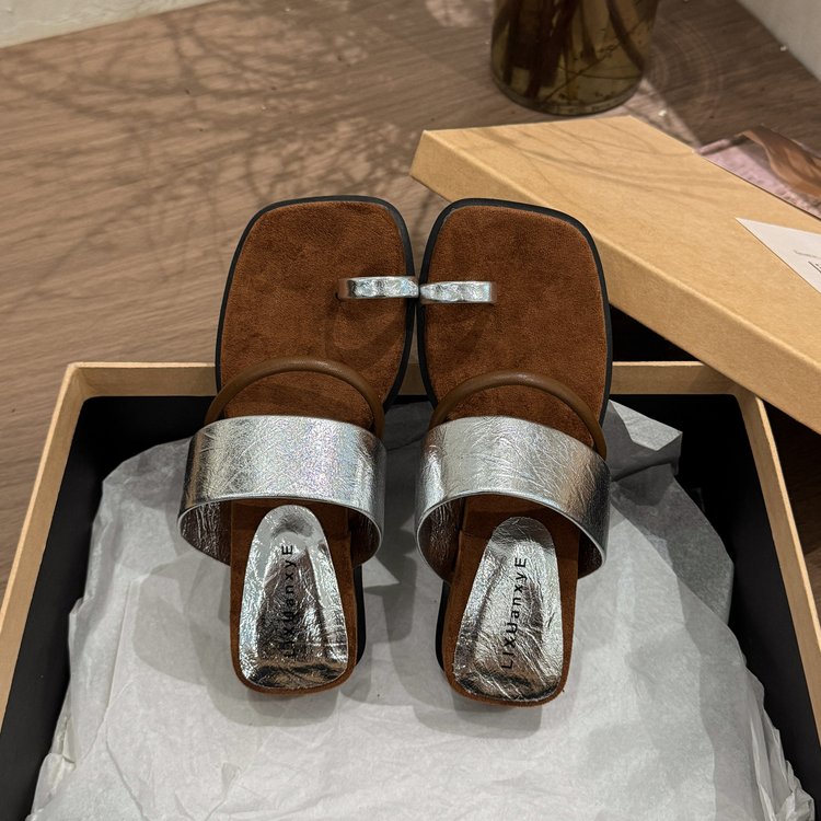 Rubber PU Medium Heel Flat Toe Slippers