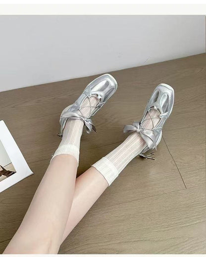 2025Summer rubber sneakers for women with lace-up low-top（Upper Height Less10cm)