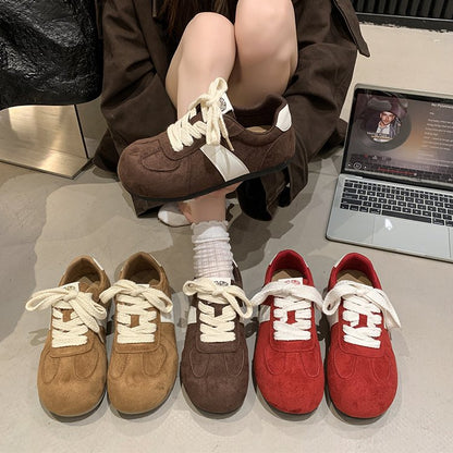 2025Autumn women's rubber sneakers with laces, low-top（Upper Height Less10cm)