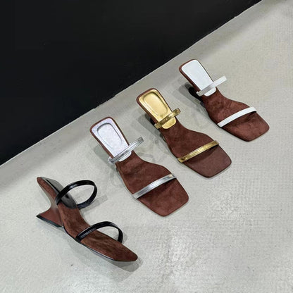 Women's Slippers for Outdoor Wear, Stylish and High-End, Niche gold One-Strap Irregular Heel High Heel Sandals